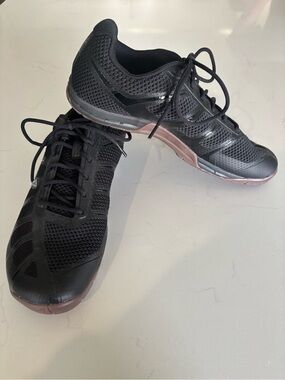 Inov-8 Men's Athletic Shoes Black with Brown Accents
